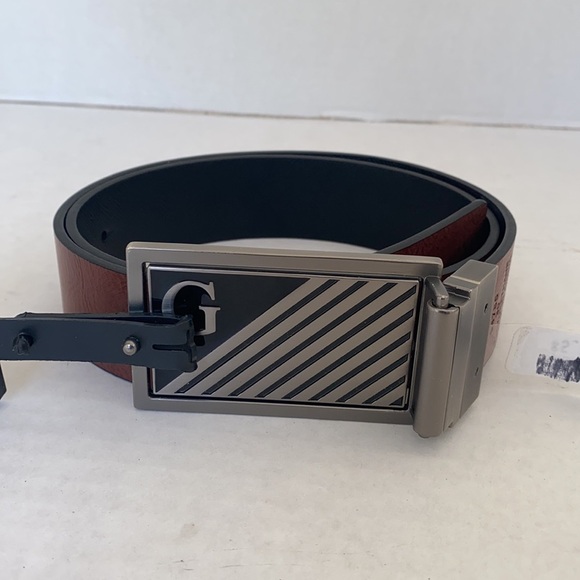 New GUESS Men's Reversible Black/Brown Belt SZ 30 - Picture 4 of 4